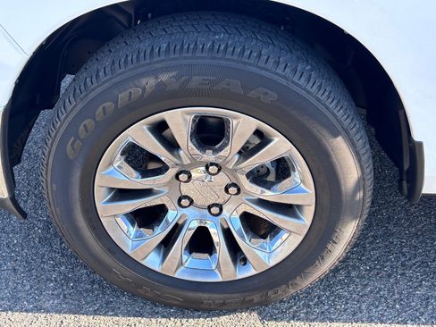 Used 2019 RAM 1500 Tradesman w/ Popular Equipment Group RWD image 9