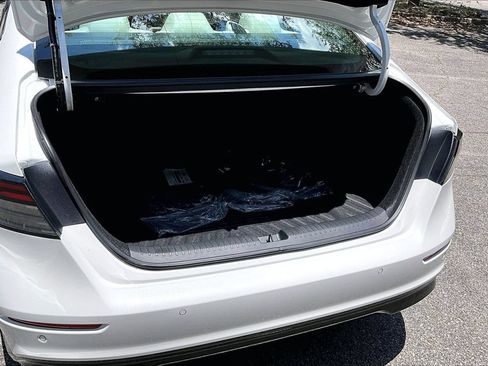 Used 2024 Honda Accord Touring image 37