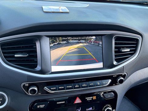 Used 2017 Hyundai Ioniq Limited FWD image 15