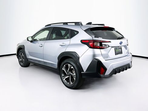 Used 2024 Subaru Crosstrek 2.0i Premium image 5