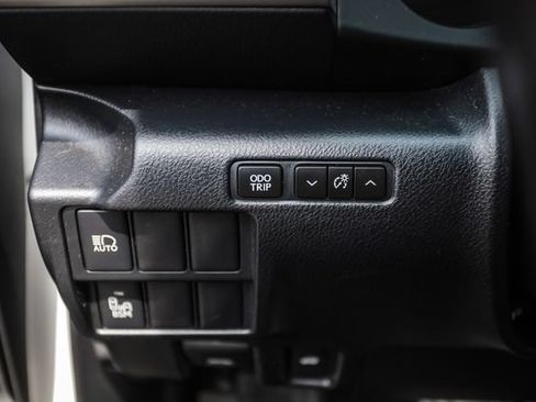Used 2018 Lexus IS 300 F Sport w/ F Sport Package AWD/4WD image 77
