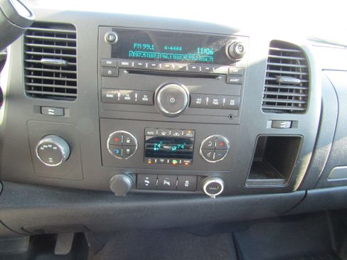 Used 2013 GMC Sierra 1500 SLE w/ Power Tech Package image 19