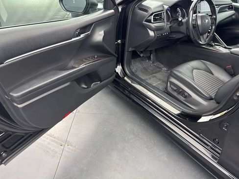 Used 2022 Toyota Camry SE FWD image 29