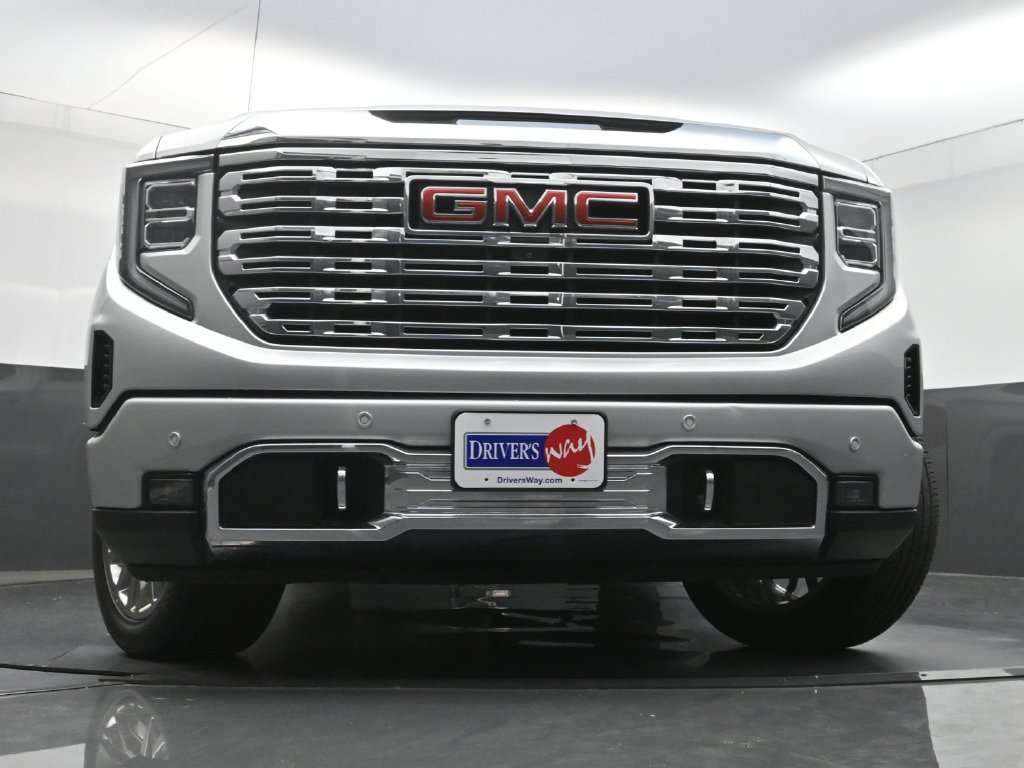 Used 2022 GMC Sierra 1500 Denali RWD image 26