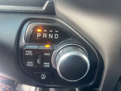 Used 2020 RAM 1500 Big Horn AWD/4WD image 19
