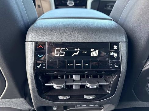 New 2026 Jeep Grand Cherokee L Limited image 34