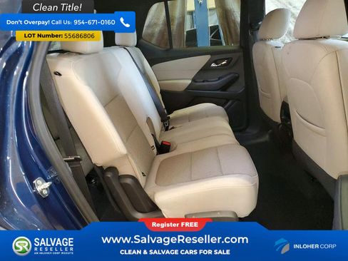 Used 2022 Chevrolet Traverse LS FWD image 15
