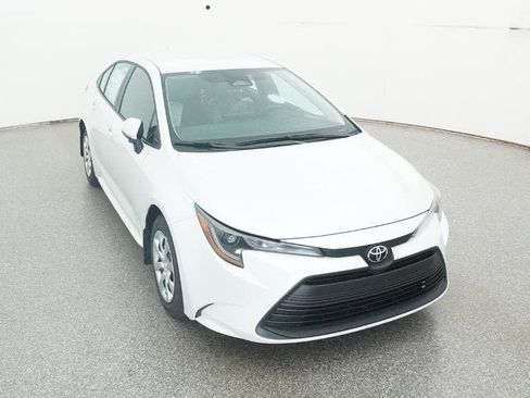 New 2026 Toyota Corolla LE image 14