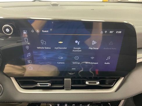 New 2026 Chevrolet Equinox LT w/ Safety and Technology Package AWD/4WD image 3