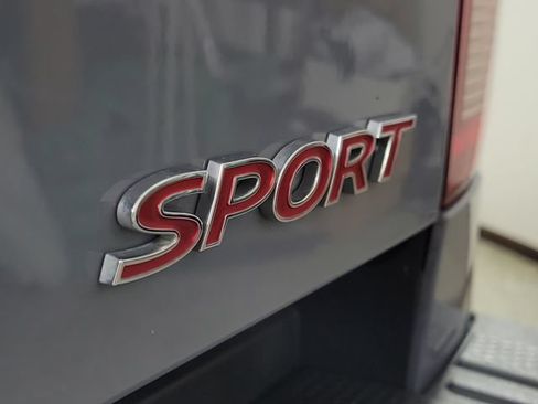 Used 2024 Honda Ridgeline Sport image 6