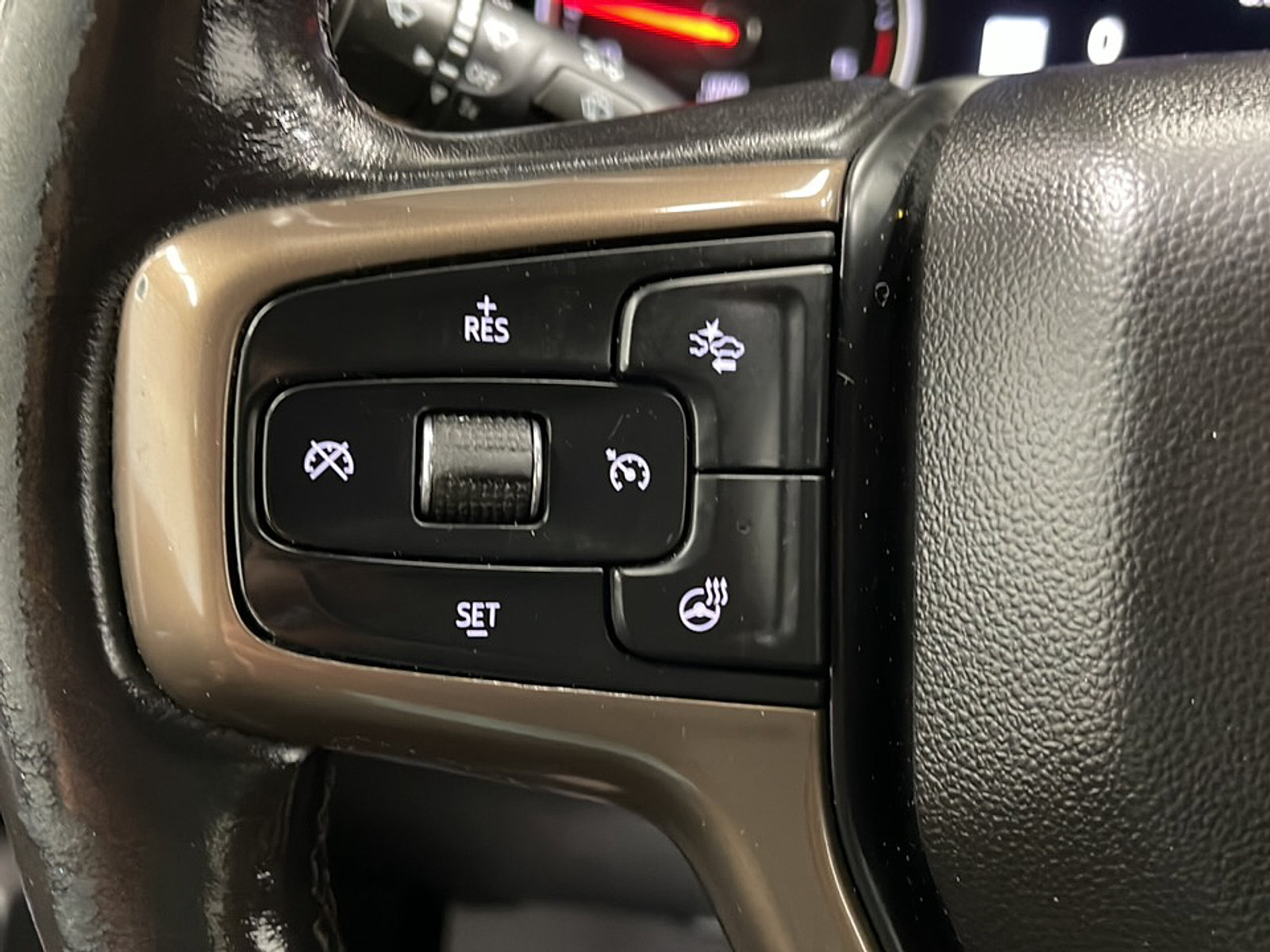 Used 2023 Chevrolet Silverado 3500 High Country w/ Safety Package II AWD/4WD image 6