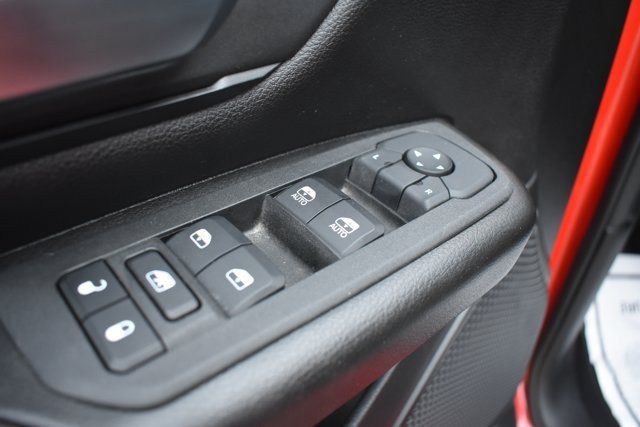 Used 2025 RAM 1500 Warlock AWD/4WD image 14