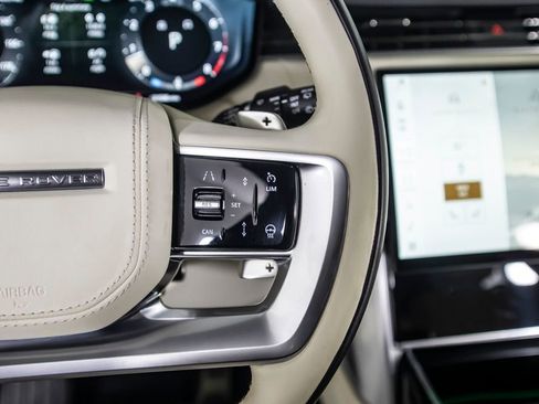 Used 2024 Land Rover Range Rover SE AWD/4WD image 45