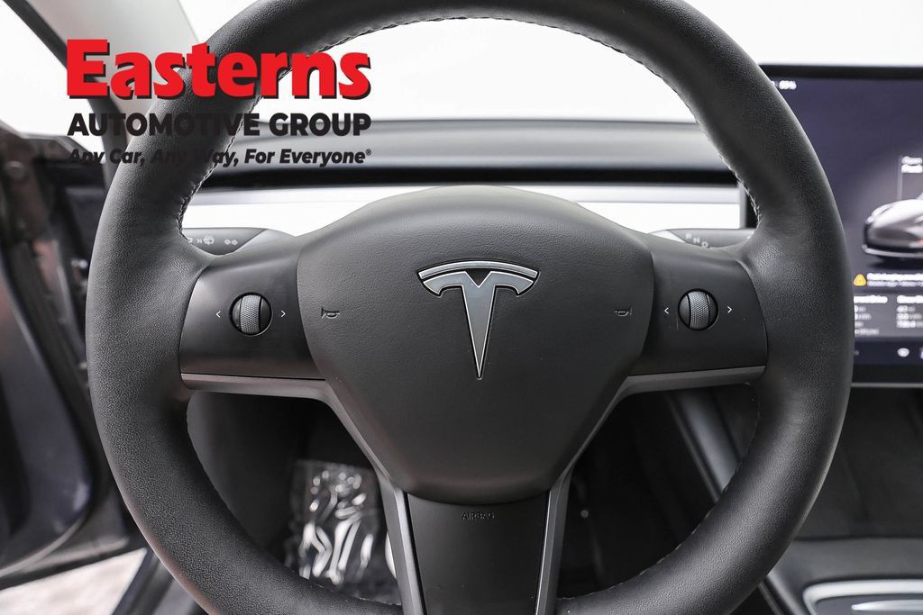 Used 2023 Tesla Model 3 Standard Range RWD image 10