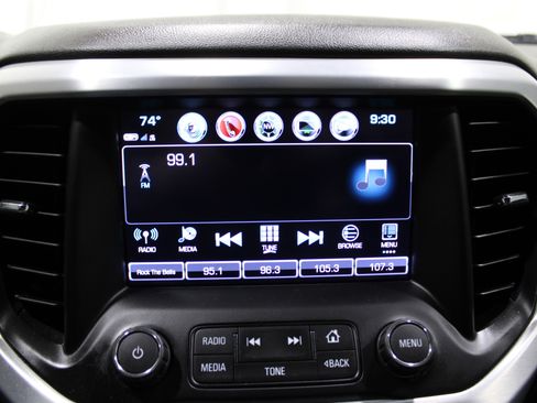 Used 2018 GMC Acadia SLT image 15