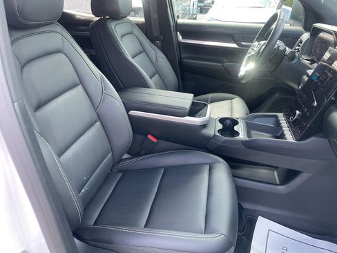 Certified 2026 GMC Terrain Elevation w/ Elevation Premium Package FWD image 13