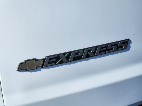 Used 2024 Chevrolet Express 2500 w/ Driver Convenience Package image 12