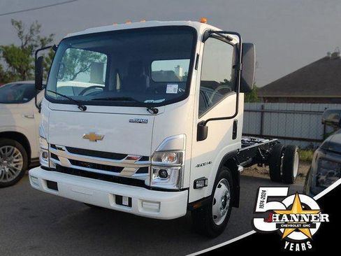 New 2024 Chevrolet Low Cab Forward image 1