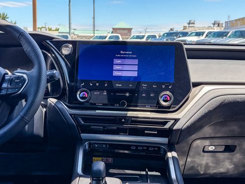 New 2026 Lexus TX 500h AWD image 14