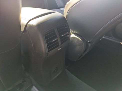 Certified 2025 Ford Escape ST-Line Elite image 28