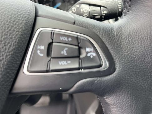 Used 2019 Ford Escape Titanium FWD image 32