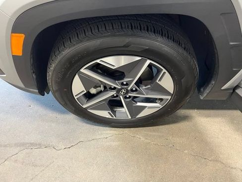 Used 2025 Hyundai Tucson SEL FWD image 30