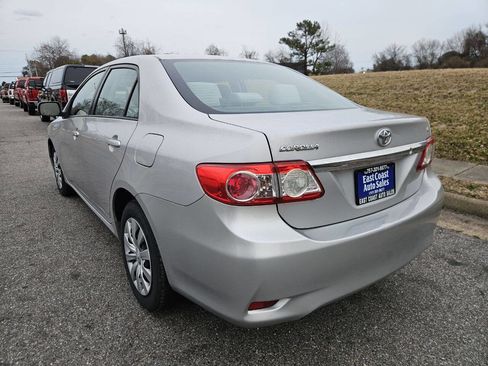 Used 2012 Toyota Corolla LE image 4