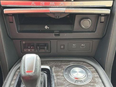 Certified 2022 Nissan Armada Platinum w/ Captain's Chairs Package RWD image 5