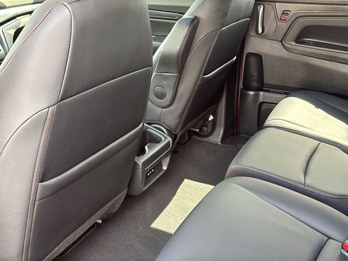 Used 2025 Honda Odyssey Sport-L image 28