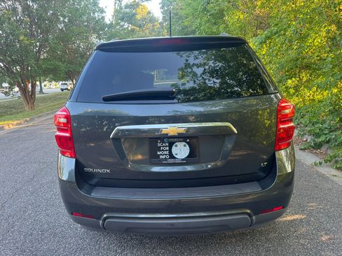 Used 2017 Chevrolet Equinox LT w/ Convenience Package FWD image 6