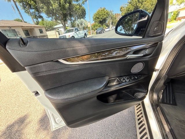 Used 2015 BMW X6 xDrive35i AWD/4WD image 31