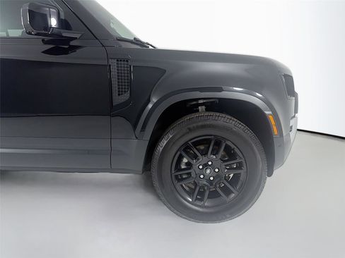 Used 2025 Land Rover Defender 110 S AWD/4WD image 23