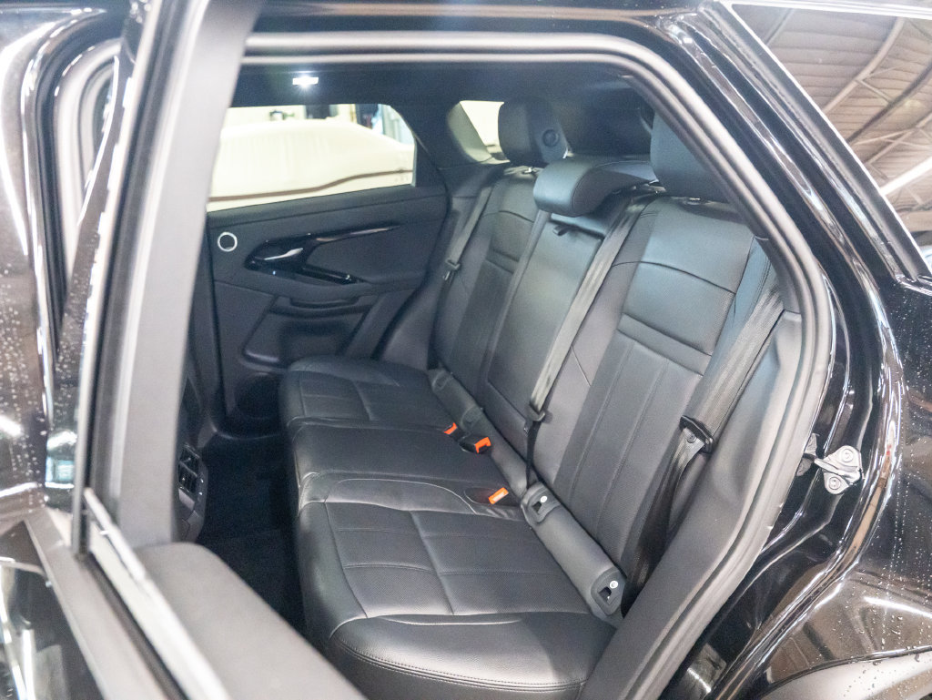 Used 2025 Land Rover Range Rover Evoque S AWD/4WD image 36