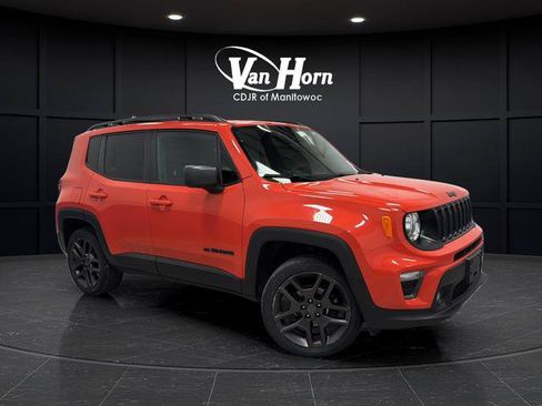 Used 2021 Jeep Renegade Latitude AWD/4WD image 1