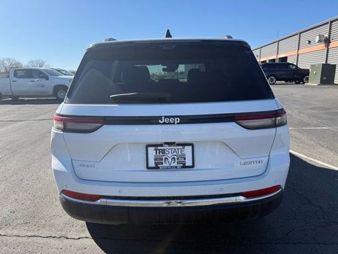 New 2025 Jeep Grand Cherokee Limited w/ Luxury Tech Group II image 8