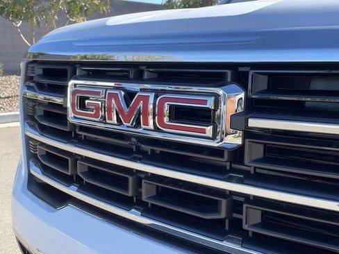 New 2026 GMC Acadia Elevation w/ Elevation Premium Package FWD image 31