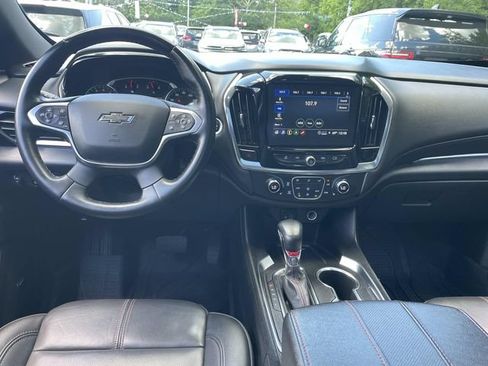 Used 2023 Chevrolet Traverse RS AWD/4WD image 16