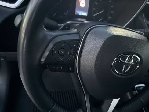 Certified 2025 Toyota Corolla SE FWD image 17