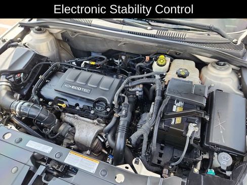 Used 2012 Chevrolet Cruze LT image 16