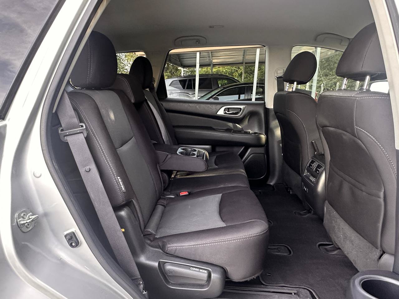 Used 2019 Nissan Pathfinder S FWD image 30