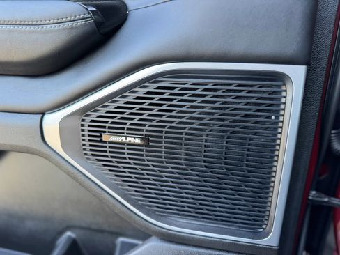 Used 2024 Jeep Wagoneer Series II w/ Flexible Seating Group image 25