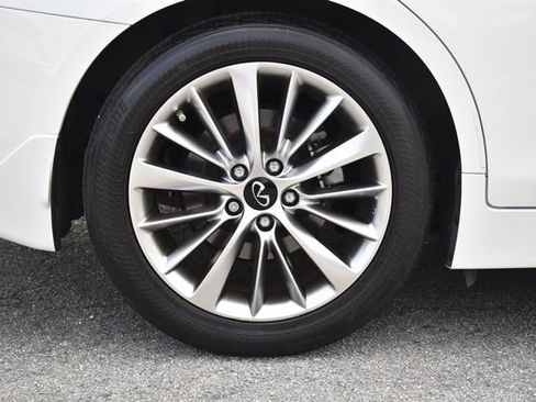 Used 2023 INFINITI Q50 Luxe w/ Cargo Package RWD image 29