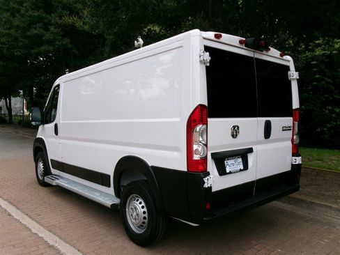 Used 2025 RAM ProMaster 2500 w/ U-Haul Equipment Group FWD image 7