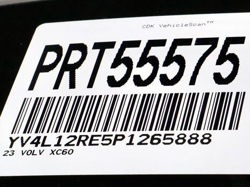 Used 2023 Volvo XC60 B5 Plus AWD/4WD image 35