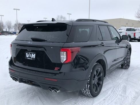 Used 2020 Ford Explorer ST w/ ST Street Pack image 28