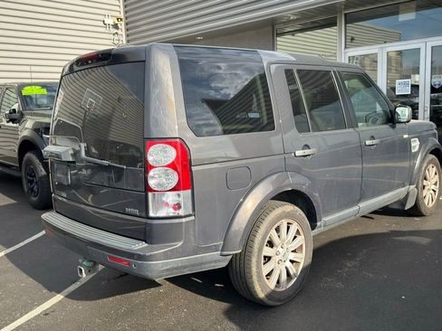 Used 2013 Land Rover LR4 HSE image 2