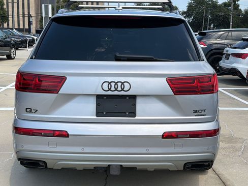 Used 2017 Audi Q7 3.0T Premium Plus w/ Premium Plus Package AWD/4WD image 10