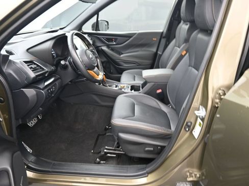 Used 2023 Subaru Forester Wilderness w/ Wilderness Package AWD/4WD image 15