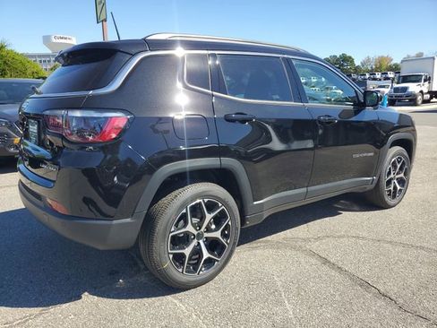 New 2026 Jeep Compass Limited image 6