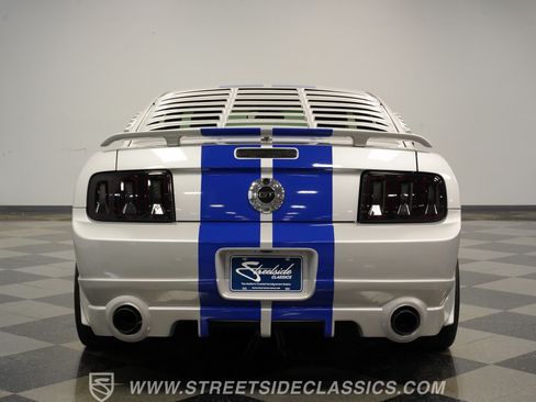 Used 2007 Ford Mustang GT RWD image 11